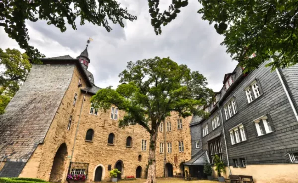 Voyage train slow bas carbone Allemagne - château de Siegen